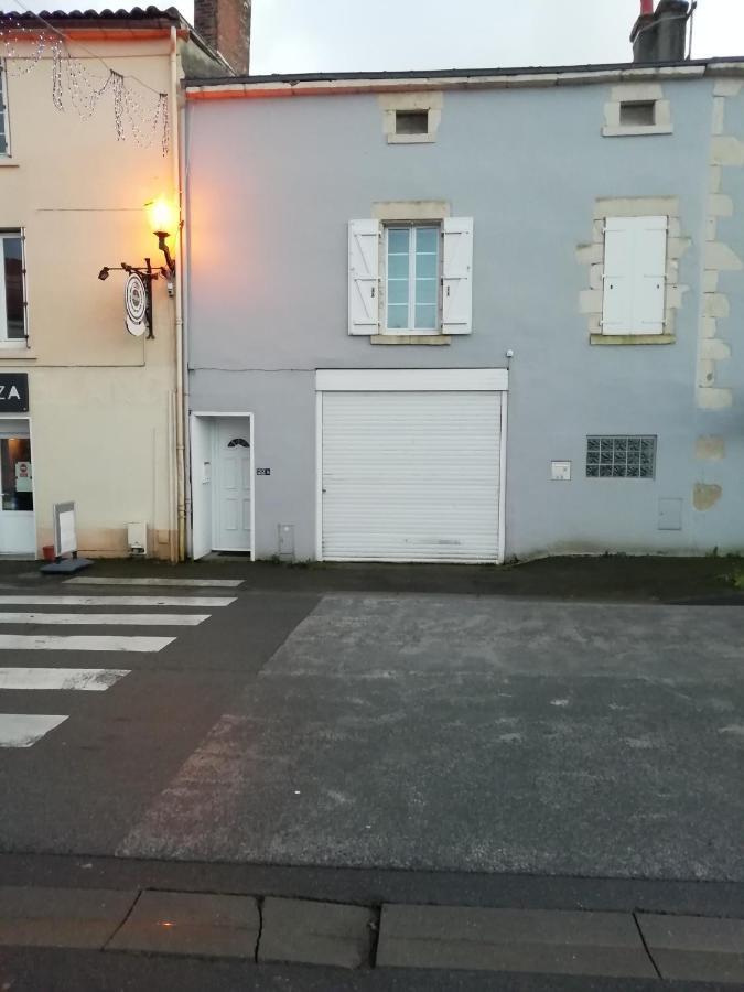 Joli Appartement, 1 Chambre, Au Coeur De Mouilleron St Germain Exteriér fotografie
